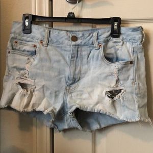 American eagle light wash jean shorts